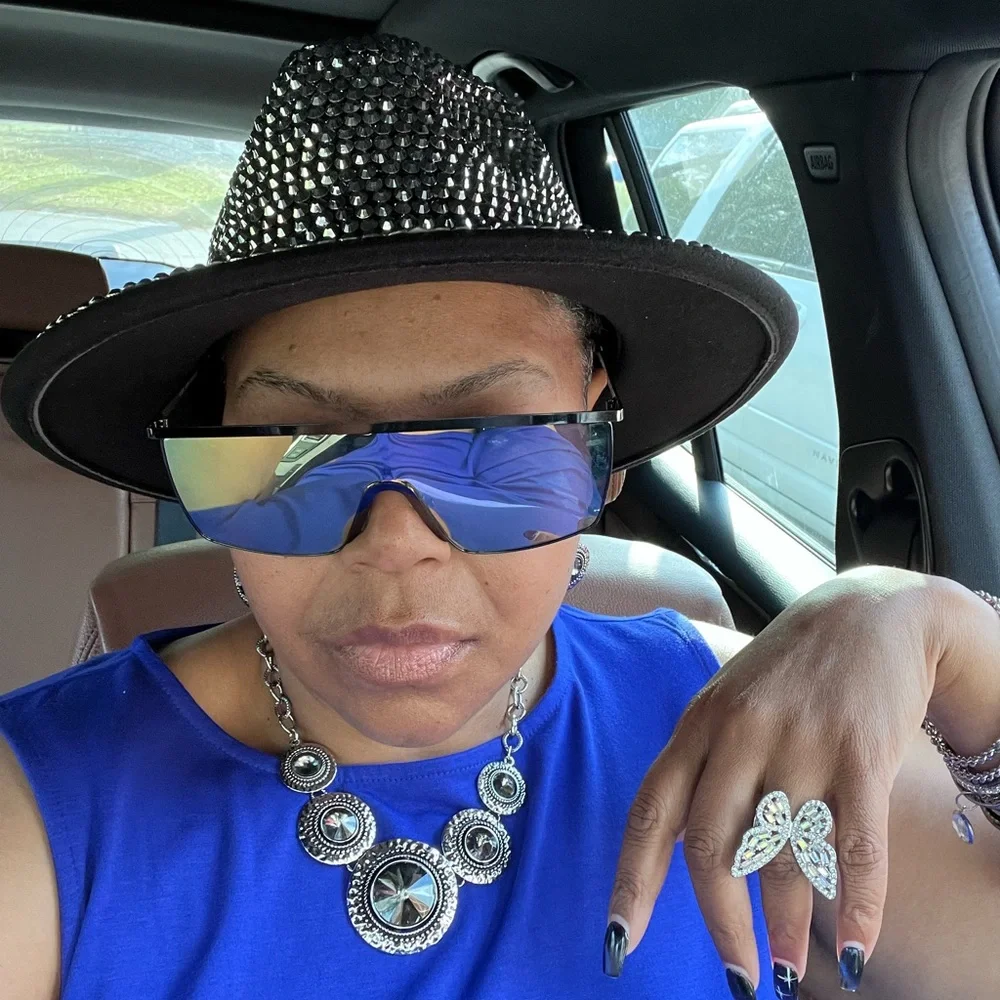 * Full Rhinestone Fedora Hat
* Rhinestone - Picture 2 of 10